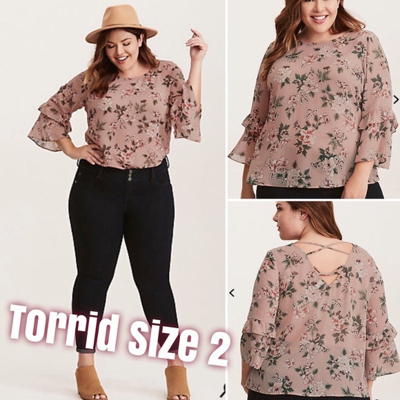 Torrid blouse 🌸 - Picture 2 of 6
